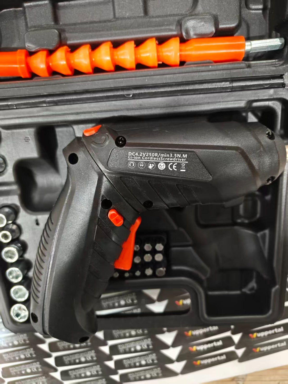 47PCS Electric Screwdriver Rechargeable Kit Cordless Drill Drill Driver Bits Set